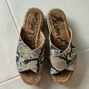 Sam Edelman Slide with snakeskin print size 7